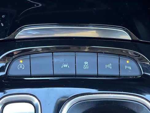 Used 2022 Buick Envision Avenir w/ Technology Package II image 6