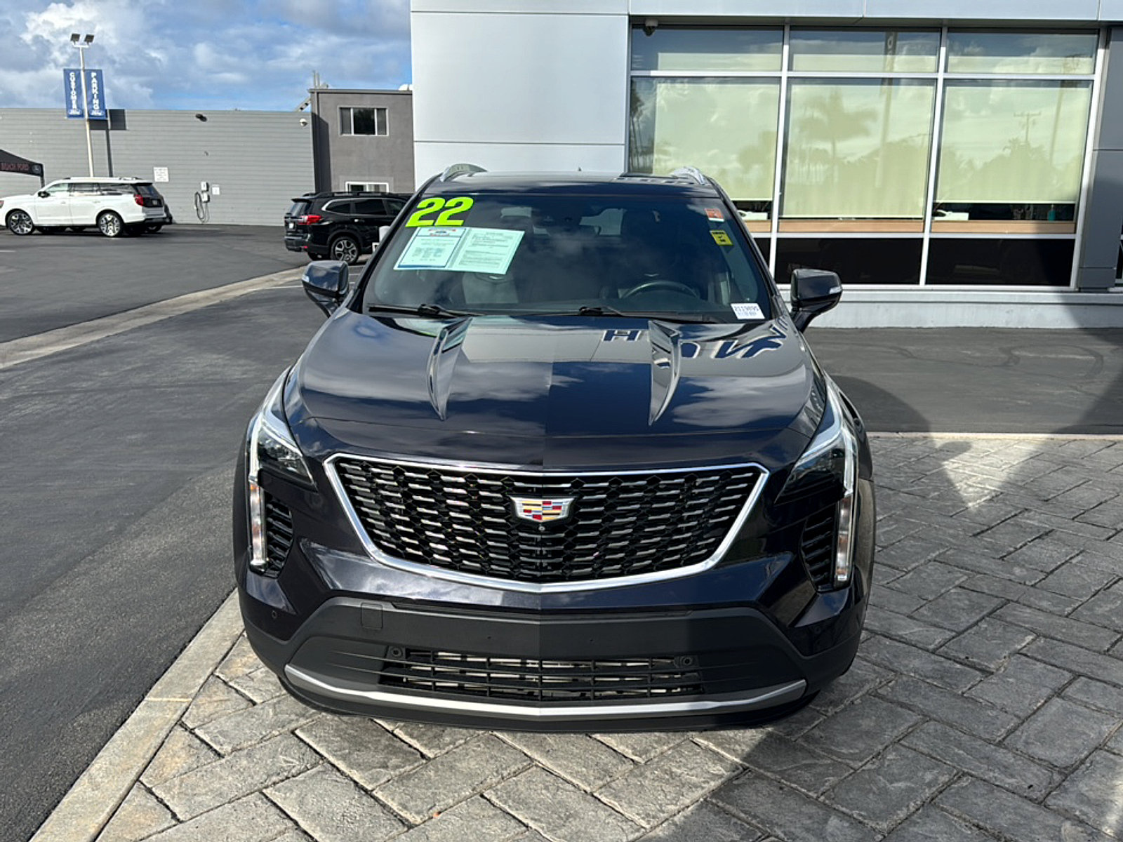 Used 2022 Cadillac XT4 Premium Luxury w/ Enhanced Visibility Package FWD image 26