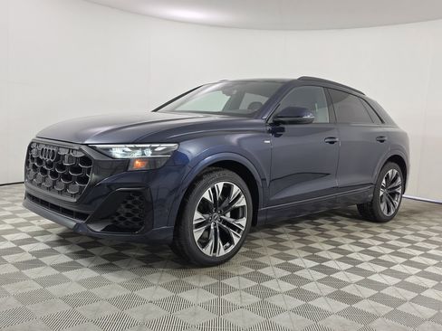 Used 2025 Audi Q8 Premium Plus w/ Premium Plus Package AWD/4WD image 3