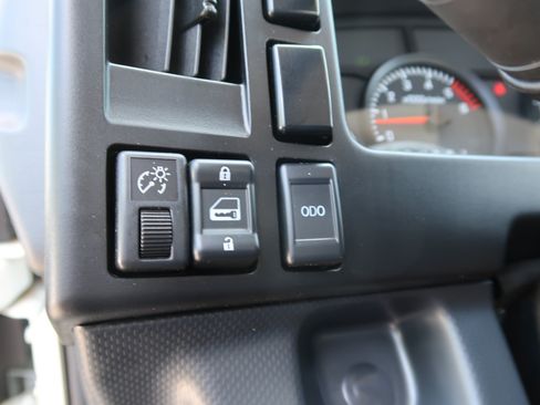 Used 2025 Chevrolet Low Cab Forward RWD image 18