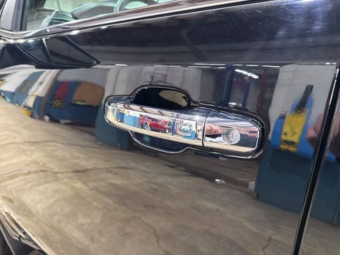 Used 2019 Chevrolet Silverado 1500 LTZ w/ LTZ Plus Package image 13