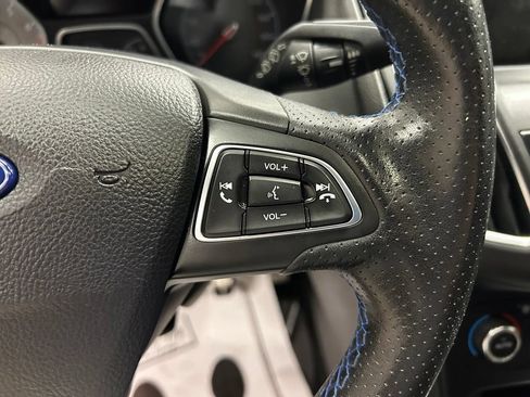 Used 2017 Ford Focus RS AWD/4WD image 11