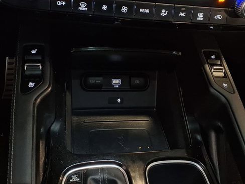 Used 2022 Kia Telluride SX image 25