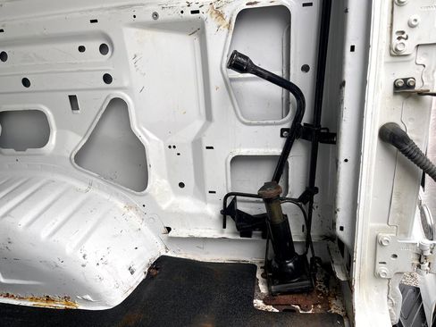 Used 2013 Ford E-150 and Econoline 150 image 27