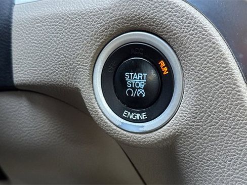 Used 2014 Chrysler 300 image 23