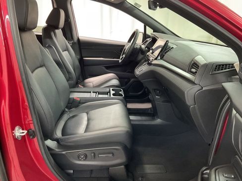 Certified 2023 Honda Odyssey Sport image 31