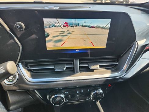 Certified 2024 Chevrolet Trax RS w/ Driver Confidence Package image 10