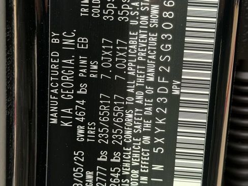 Used 2025 Kia Sportage LX image 30