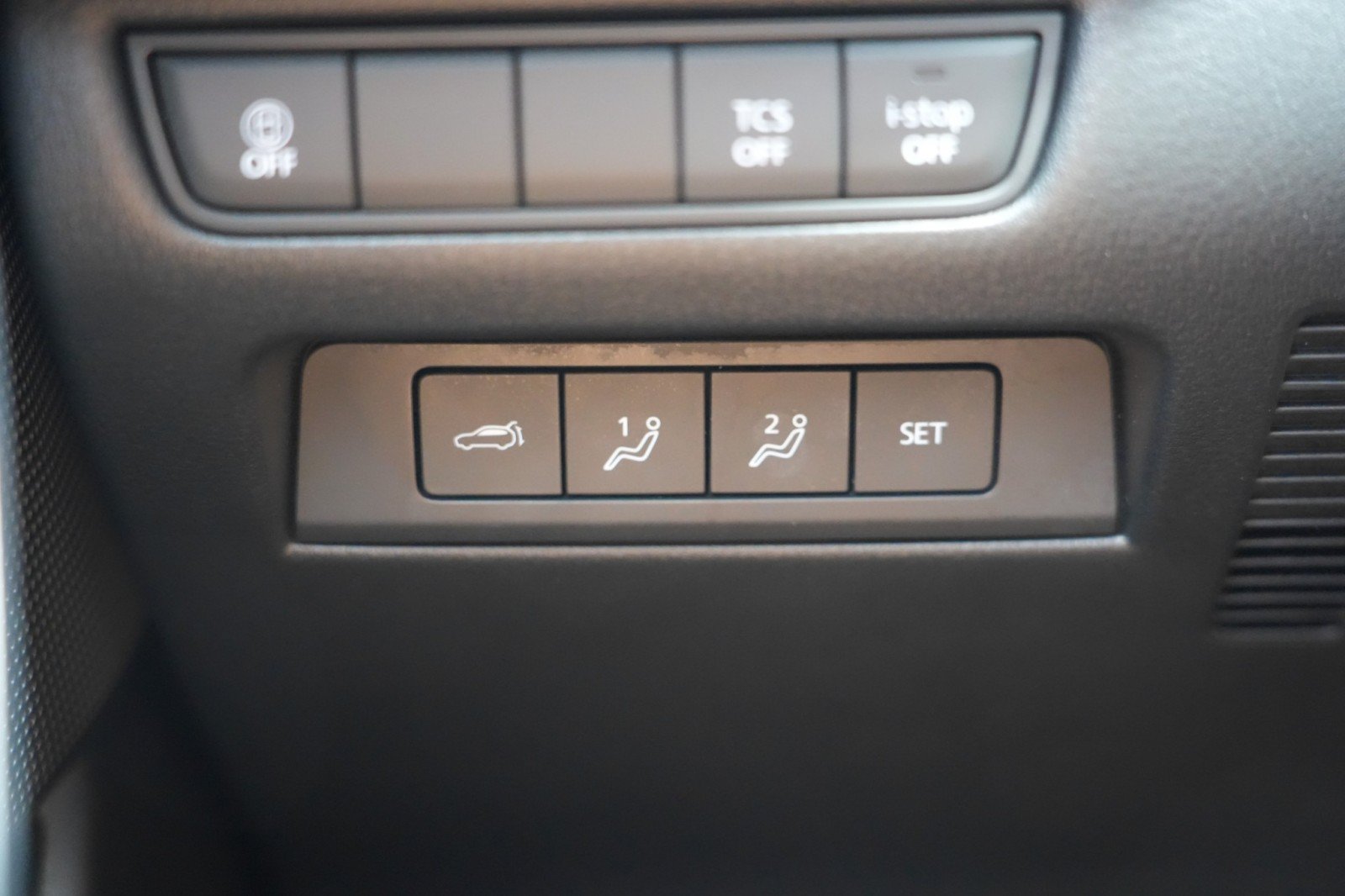 Used 2024 MAZDA CX-50 AWD 2.5 Turbo w/ Premium Pkg image 18