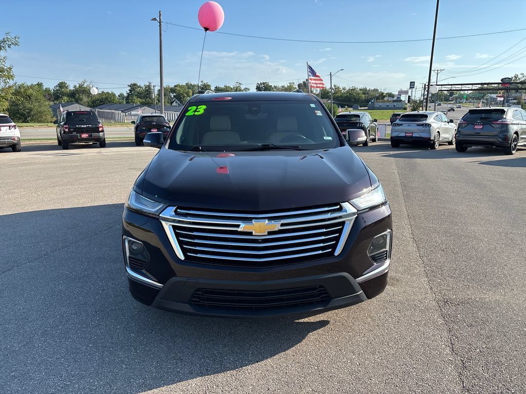 Used 2023 Chevrolet Traverse Premier w/ LPO, Floor Liner Package FWD image 10