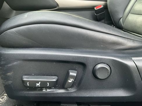 Used 2018 Lexus IS 300 image 27