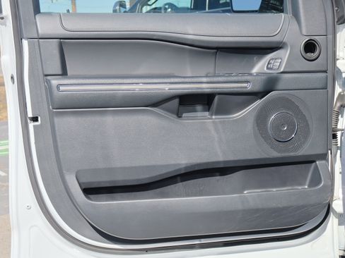 Certified 2024 Ford Expedition Max XLT image 13