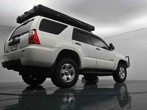 Used 2006 Toyota 4Runner SR5 AWD/4WD image 35