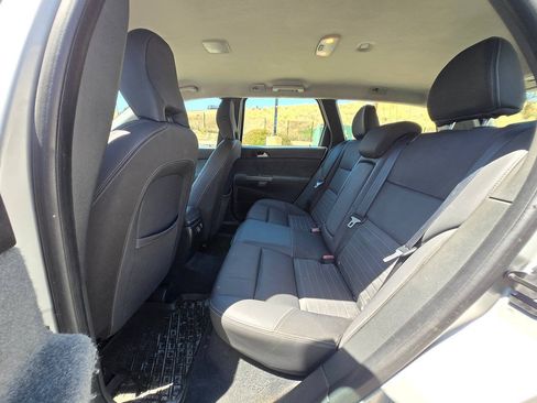 Used 2007 Volvo V50 2.4i FWD image 24