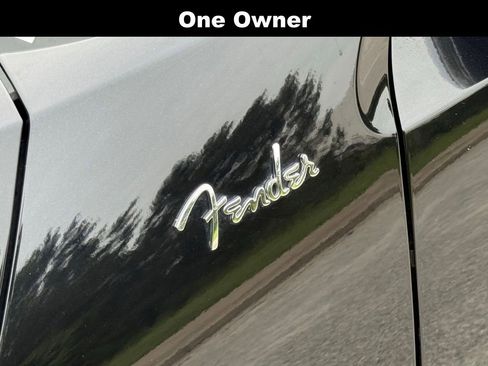 Used 2013 Volkswagen Beetle 2.5 Fender FWD image 6