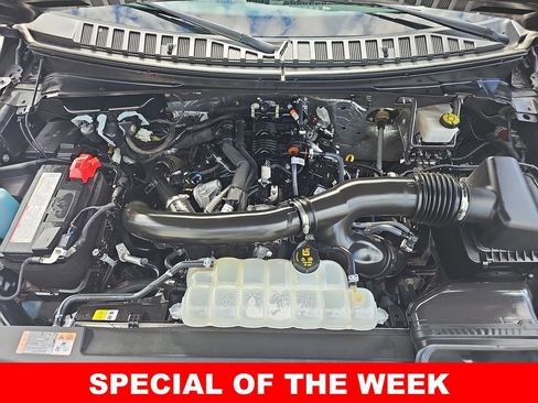 Used 2024 Ford Expedition XLT image 34