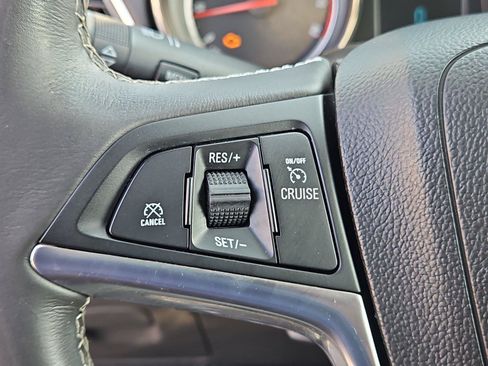 Used 2015 Buick Encore Convenience FWD image 25