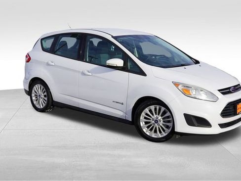 Used 2017 Ford C-MAX SE image 2