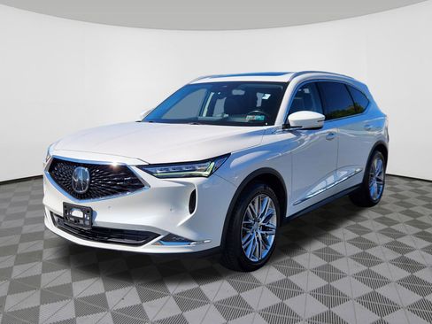 Used 2023 Acura MDX SH-AWD w/ Advance Package image 2