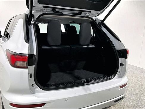 Used 2022 Mitsubishi Outlander SE image 39