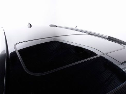 Used 2018 Subaru Outback 2.5i Touring image 37