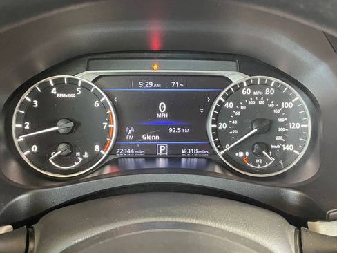 Used 2025 Nissan Altima 2.5 SV FWD image 39