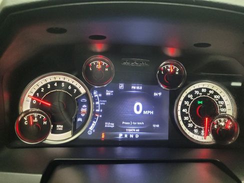 Used 2016 RAM 1500 Laramie w/ Convenience Group AWD/4WD image 23