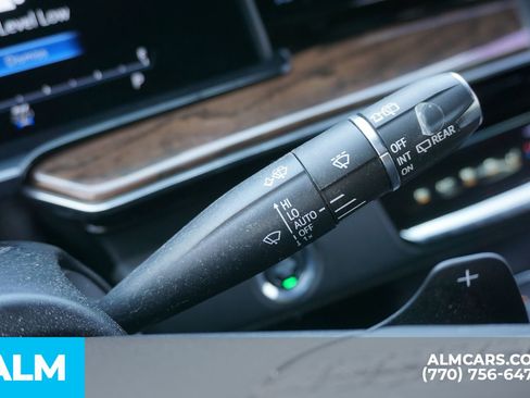 Used 2023 Cadillac Escalade Sport Platinum w/ LPO, ONYX Package image 37