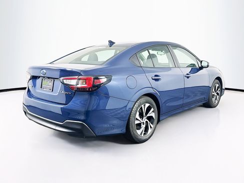 Used 2025 Subaru Legacy Premium AWD/4WD image 9