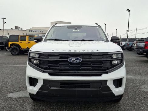 Certified 2025 Ford Expedition Max Active image 2