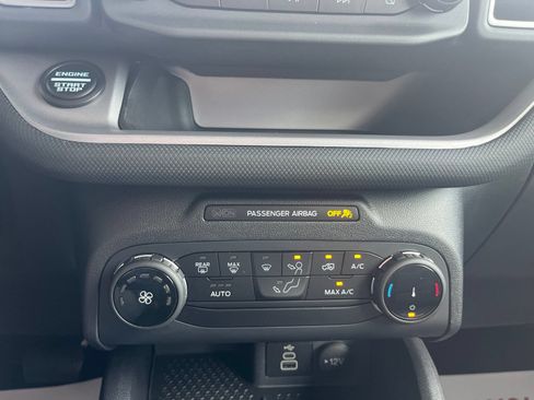 Certified 2024 Ford Bronco Sport Big Bend AWD/4WD image 26