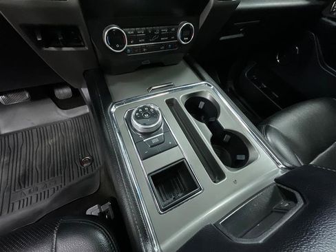 Used 2020 Ford Expedition XLT w/ Equipment Group 202A image 16