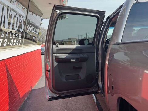 Used 2009 Chevrolet Silverado 1500 LT w/ Power Pack Plus RWD image 28