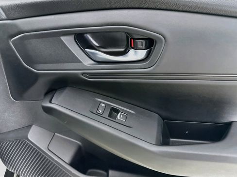 Used 2024 Honda Accord EX image 31