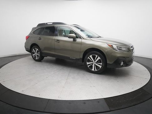 Used 2019 Subaru Outback 2.5i Limited AWD/4WD image 36