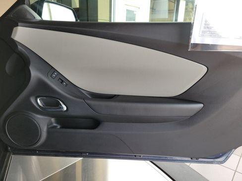 Used 2015 Chevrolet Camaro LS RWD image 23