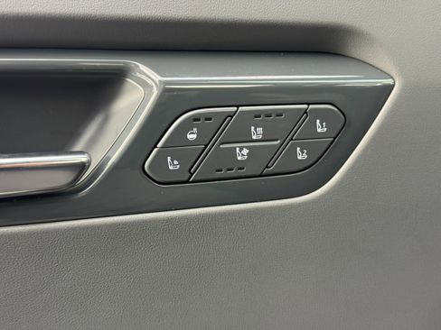 Used 2024 Kia EV9 GT-Line image 18