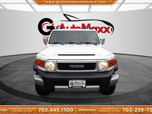 Used 2011 Toyota FJ Cruiser 4WD image 2