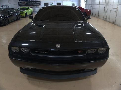 Used 2009 Dodge Challenger R/T RWD image 8