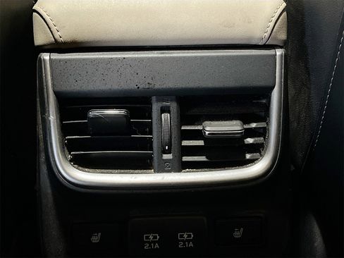 Used 2021 Subaru Outback Limited XT image 28