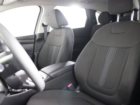 Used 2026 Hyundai Tucson SEL FWD image 19