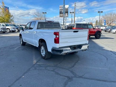 Used 2019 Chevrolet Silverado 1500 LT w/ Z71 Off-Road Package AWD/4WD image 6