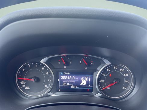 Used 2022 GMC Terrain SLE w/ Driver Convenience Package image 19