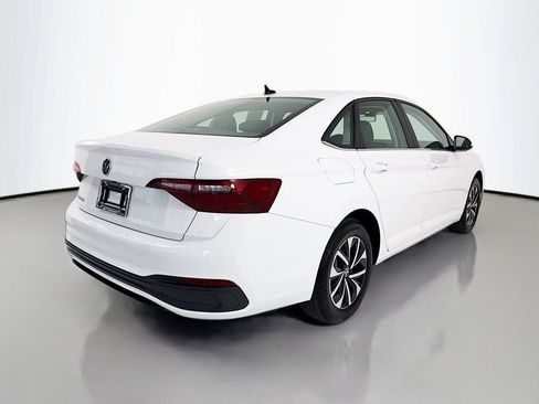 Used 2024 Volkswagen Jetta S image 7