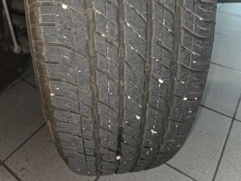 Used 2025 Chrysler Pacifica Select FWD image 25
