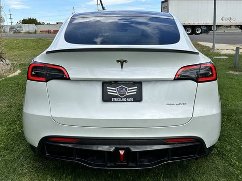 Used 2025 Tesla Model Y Long Range AWD/4WD image 8
