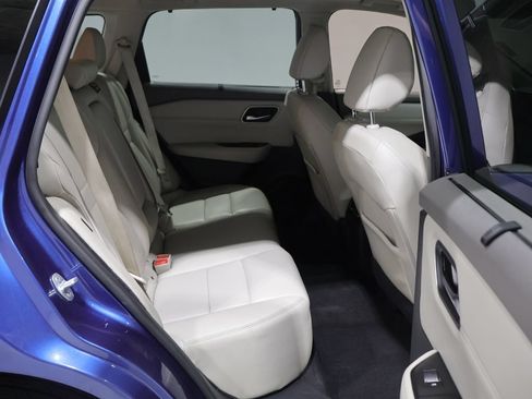 Used 2021 Nissan Rogue SL AWD/4WD image 22