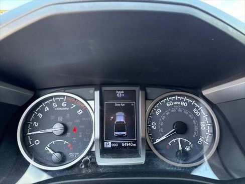 Certified 2023 Toyota Tacoma SR5 AWD/4WD image 14
