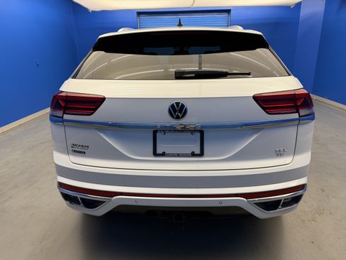 Used 2023 Volkswagen Atlas Cross Sport SEL Premium R-Line AWD/4WD image 6