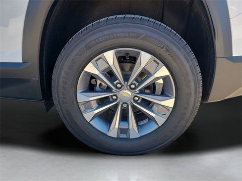 New 2026 Chevrolet Equinox LT w/ Convenience Package II image 12